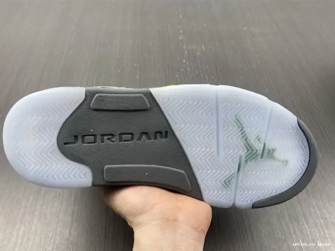 Cheap Green Jordan (2022) DM9014-003 5 Bean Retro 0613